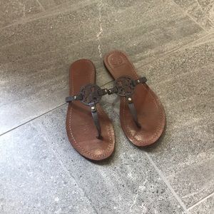 Tory Burch Mini Millers- gray